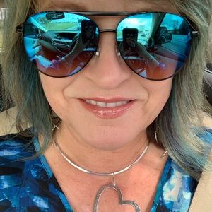 Meet your Posher, Tami